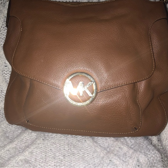 Michael Kors Tan Leather Shoulder Bag - Picture 2 of 6